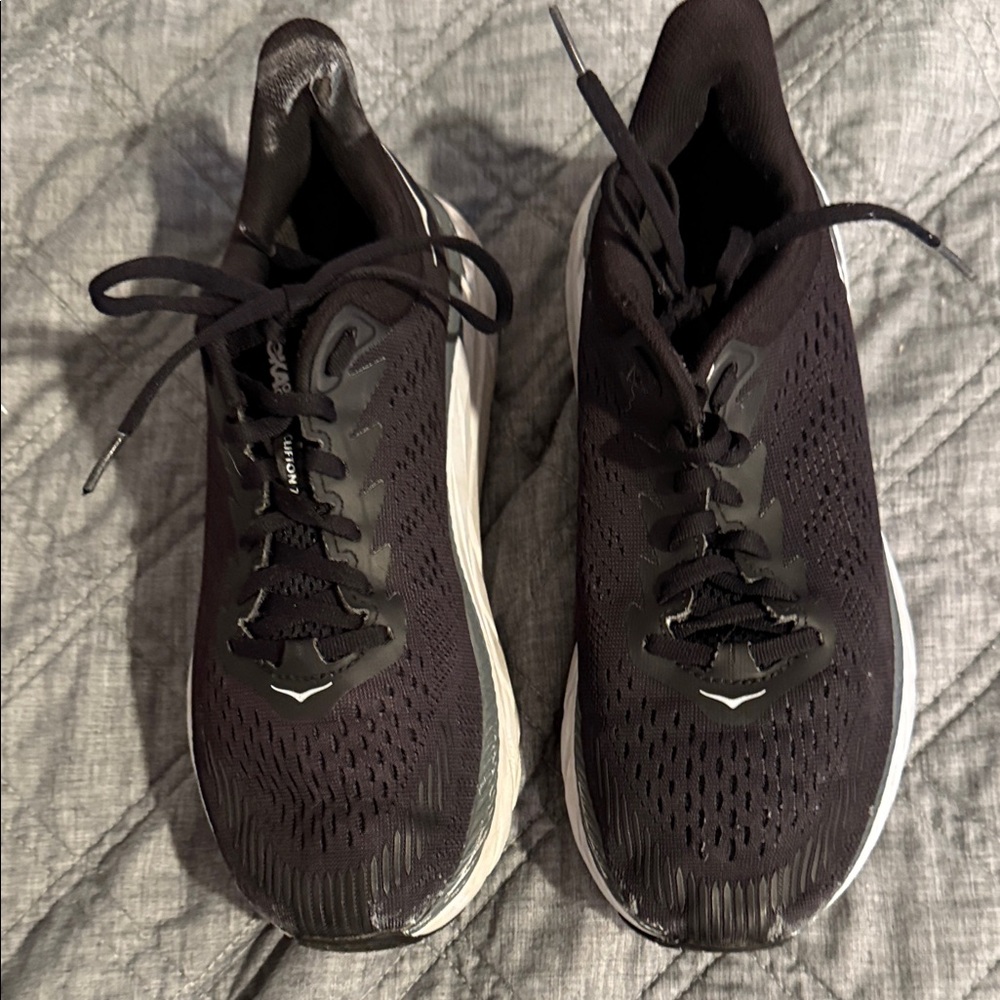 Hoka One One Clifton 7 Womens Size 7 wide Running Black  White Shoes